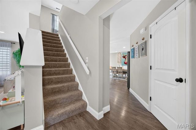 11 Hampshire Court, Lake St Louis, MO 63367