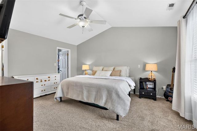 11 Hampshire Court, Lake St Louis, MO 63367