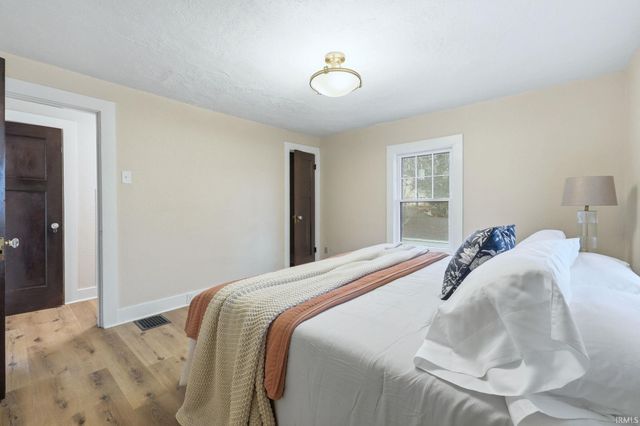 931 Woodview Boulevard, Fort Wayne, IN 46806