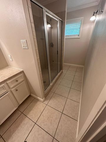 4422 Nenana Drive, Houston, TX 77035