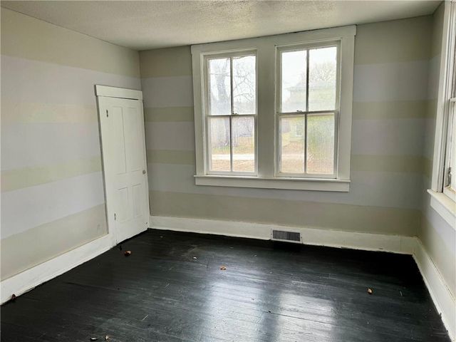 1410 Broadway Avenue, Parsons, KS 67357