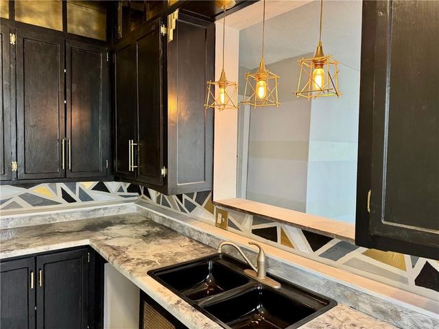 1410 Broadway Avenue, Parsons, KS 67357