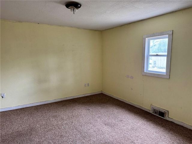 1410 Broadway Avenue, Parsons, KS 67357