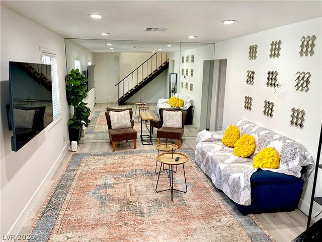 3914 Visby Lane, Las Vegas, NV 89119