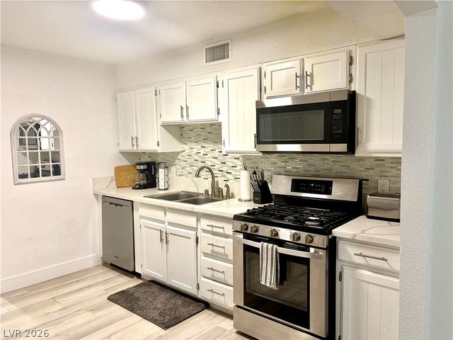 3914 Visby Lane, Las Vegas, NV 89119