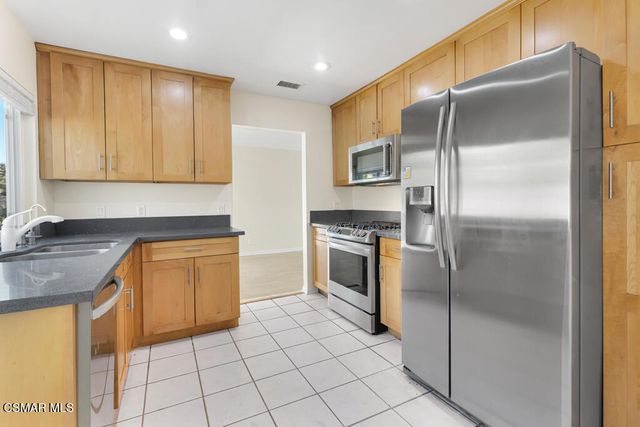 2016 Riverbirch Drive, Simi Valley, CA 93063