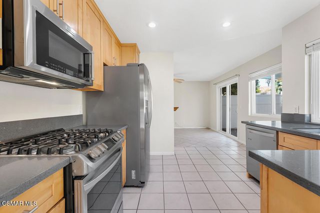 2016 Riverbirch Drive, Simi Valley, CA 93063