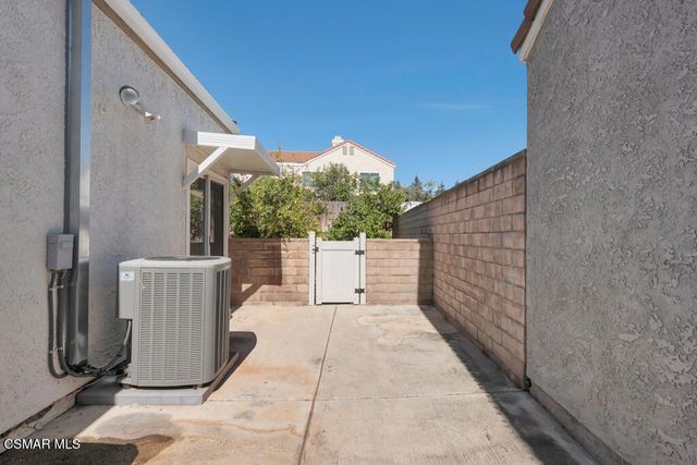2016 Riverbirch Drive, Simi Valley, CA 93063