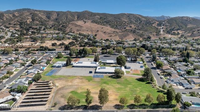 2016 Riverbirch Drive, Simi Valley, CA 93063