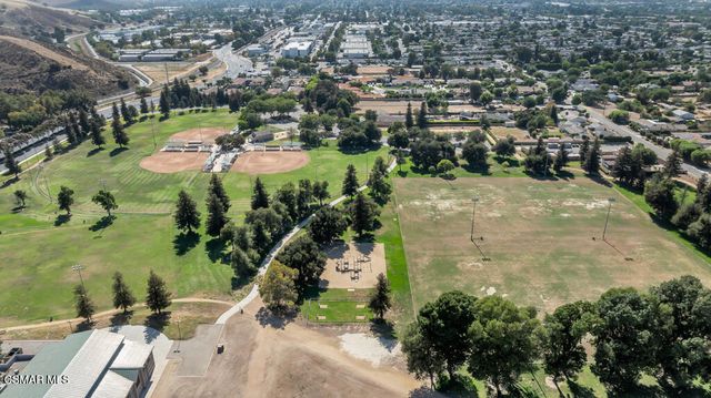 2016 Riverbirch Drive, Simi Valley, CA 93063