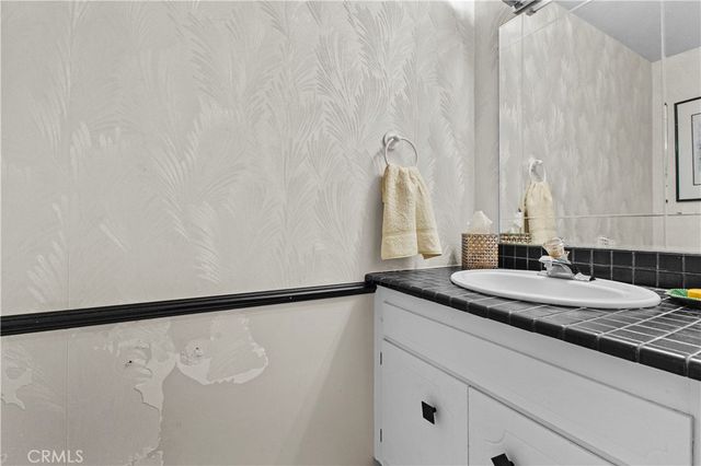 1666 Virden Drive, Glendale, CA 91208