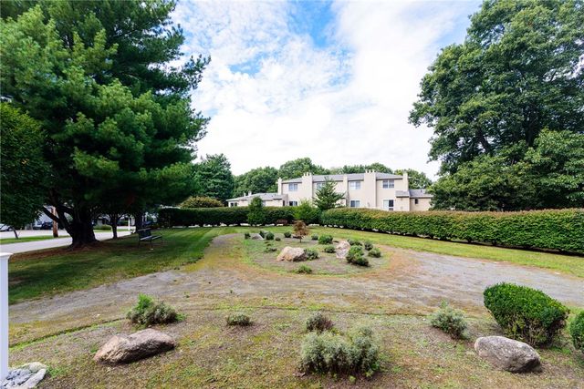 86 Trellis Drive 86, West Warwick, RI 02893