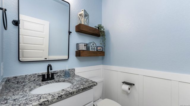 646 OVERLOOK RDG, Cibolo, TX 78108