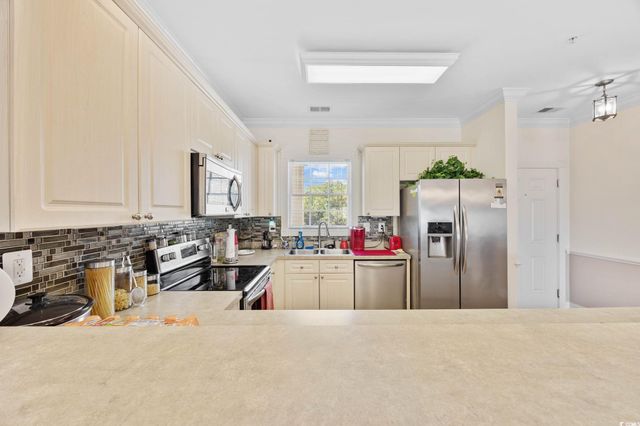 4855 Luster Leaf Cir Apt 303, Myrtle Beach, SC 29577