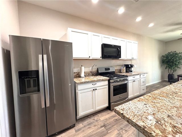 1280 E Cherokee Lane, Bullhead City, AZ 86442