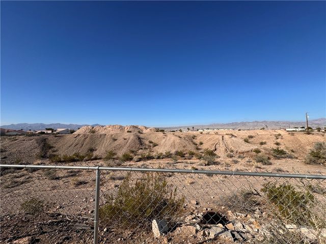 1280 E Cherokee Lane, Bullhead City, AZ 86442