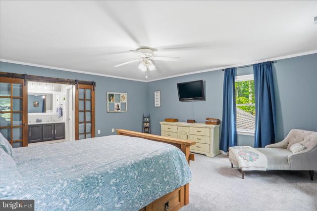 137 OLD FOREST CIR, Winchester, VA 22602