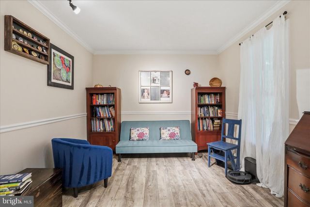137 OLD FOREST CIR, Winchester, VA 22602