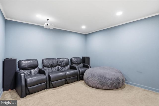137 OLD FOREST CIR, Winchester, VA 22602