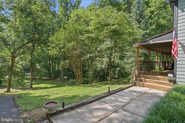 137 OLD FOREST CIR, Winchester, VA 22602