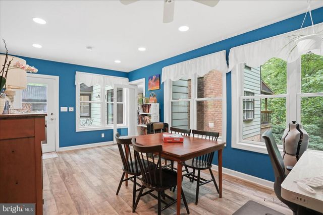 137 OLD FOREST CIR, Winchester, VA 22602