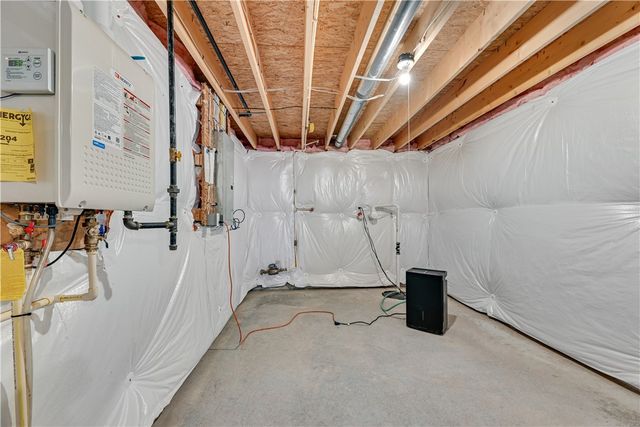 6167 Omega Drive, Farmington, NY 14425