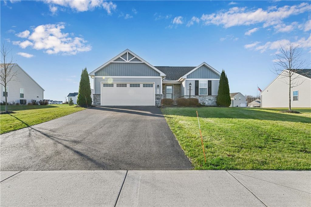 6167 Omega Drive, Farmington, NY 14425