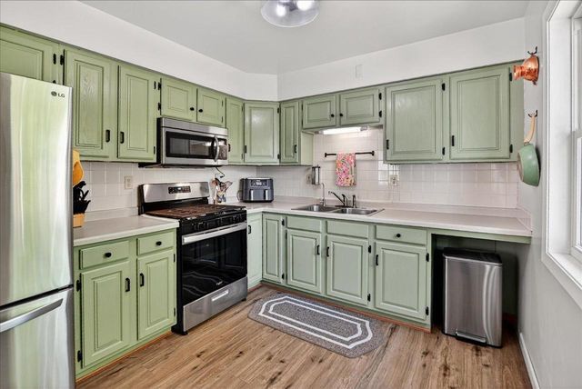 1926 Scott Lane, Madison, WI 53704