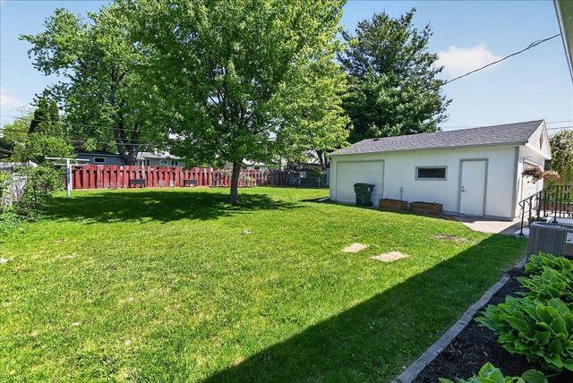 1926 Scott Lane, Madison, WI 53704