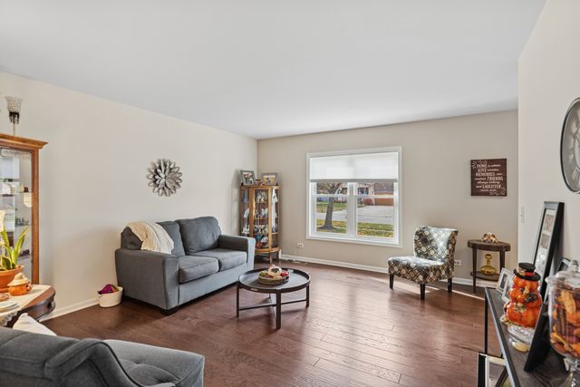 567 7th Circle, Marengo, IL 60152