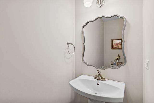 567 7th Circle, Marengo, IL 60152