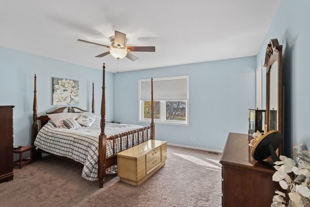 567 7th Circle, Marengo, IL 60152