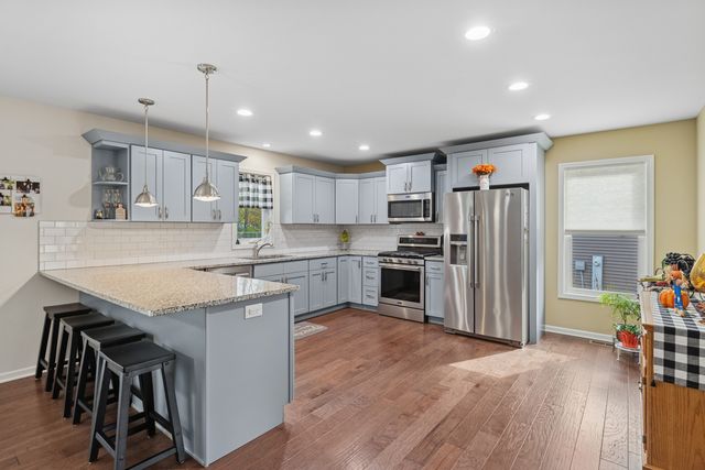 567 7th Circle, Marengo, IL 60152