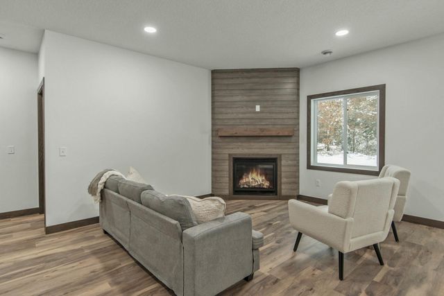 4638 Cedar Scenic Road, Baxter, MN 56425