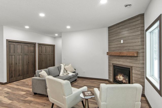 4638 Cedar Scenic Road, Baxter, MN 56425