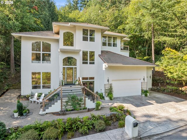 5604 Sw KNIGHTSBRIDGE Dr, Portland, OR 97219