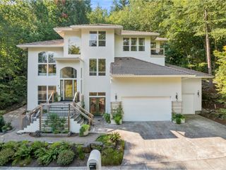 5604 Sw KNIGHTSBRIDGE Dr, Portland, OR 97219