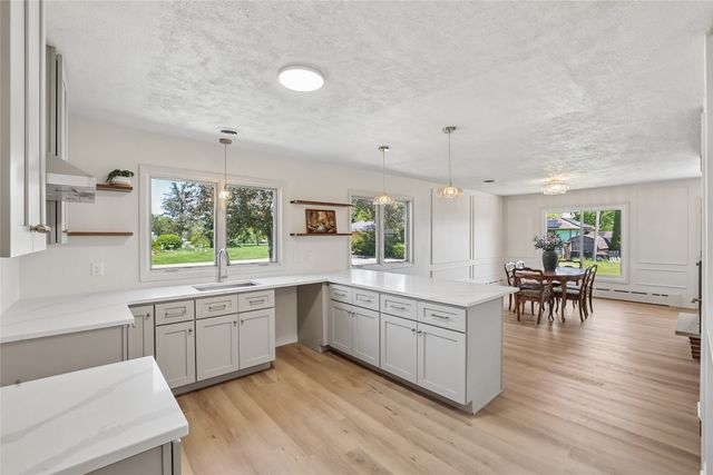 1940 West Street, Grinnell, IA 50112