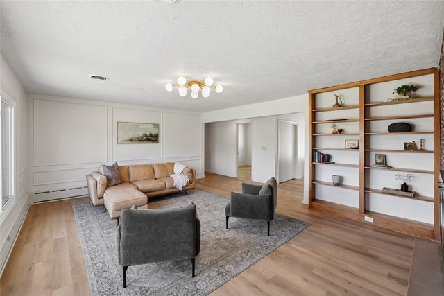 1940 West Street, Grinnell, IA 50112