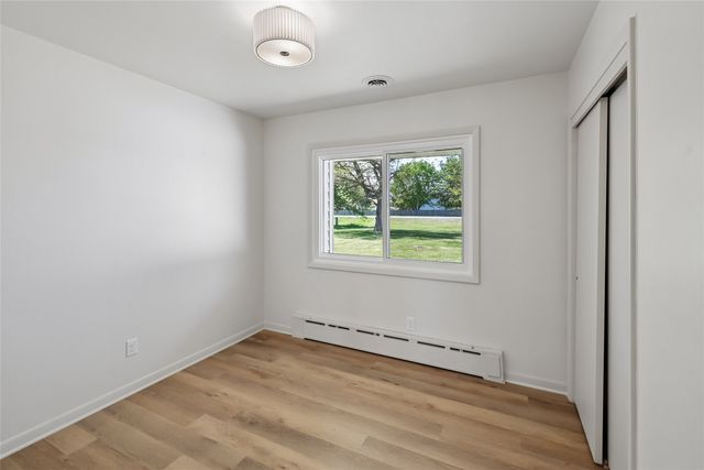 1940 West Street, Grinnell, IA 50112