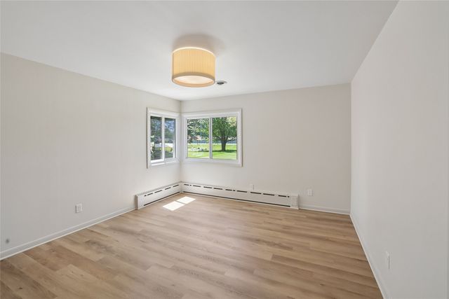 1940 West Street, Grinnell, IA 50112