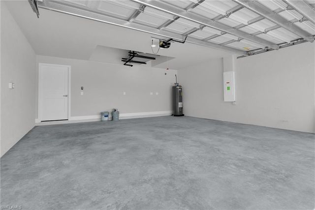 4202 14th ST SW, Lehigh Acres, FL 33976