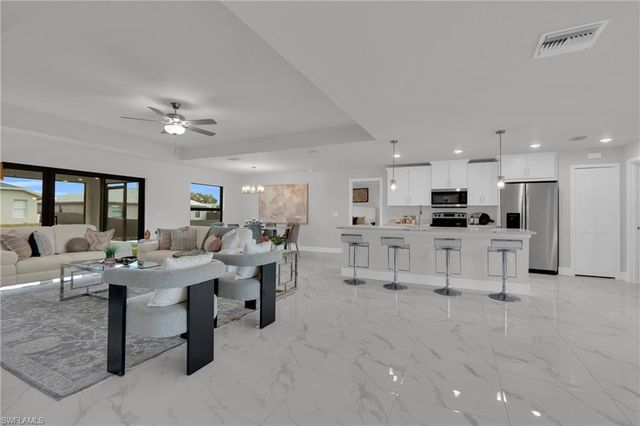 4202 14th ST SW, Lehigh Acres, FL 33976