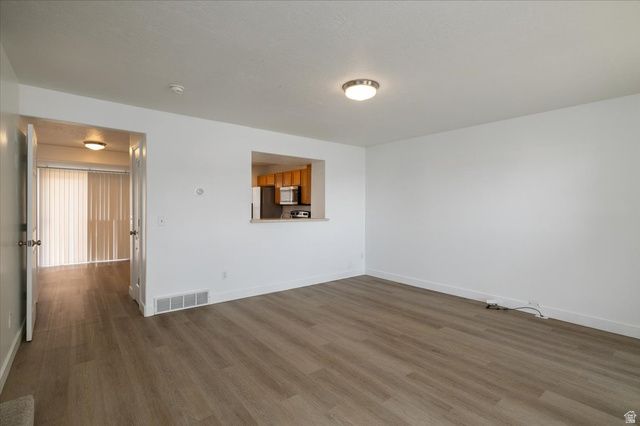 4753 S FALKIRK DR, Murray, UT 84107