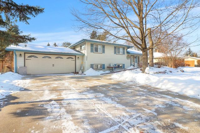 3407 Emerald Drive, White Bear Lake, MN 55110
