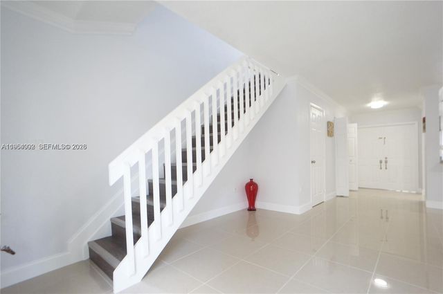 610 NW 108th Ter ., Pembroke Pines, FL 33026