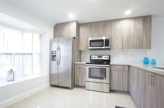 610 NW 108th Ter ., Pembroke Pines, FL 33026