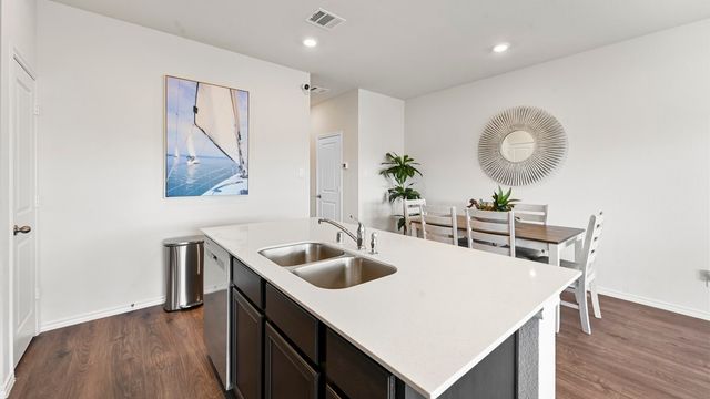6215 Silver Maple Way, Princeton, TX 75407
