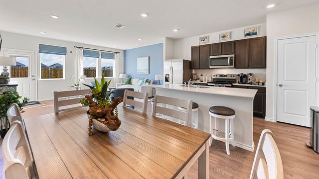 6215 Silver Maple Way, Princeton, TX 75407