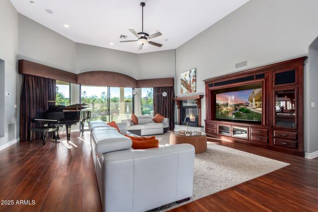 27314 N AZATLAN Drive, Rio Verde, AZ 85263